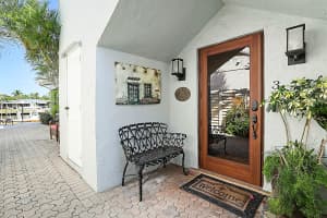 2743 NE 28th Ct 3, Lighthouse Point, FL 33064 - MLS#F10489917