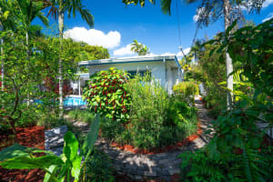 4308 Van Buren St, Hollywood, FL 33021 Sold 07/11/25