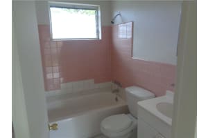 633 NW 11th Ave 2, Fort Lauderdale, FL 33311 - MLS#F10489992