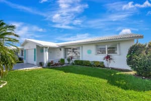 120 SW 10th St, Boynton Beach, FL 33426 Sold 04/09/25