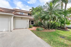 7514 Pinewalk Dr 106, Pompano Beach, FL 33063 Sold 04/04/25