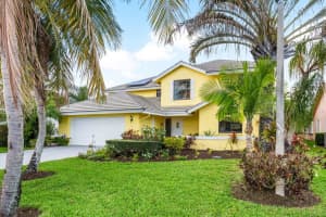 5 Aspen Ct, Boynton Beach, FL 33436 Sold 09/17/25