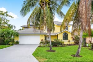 5 Aspen Ct, Boynton Beach, FL 33436 Sold 09/17/25