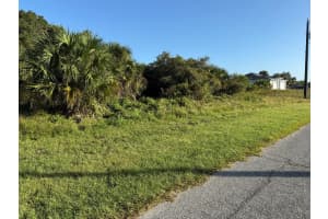 330 Kansas Ter, Labelle, FL 33935 - MLS#F10490044