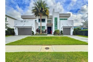 2410 NE 48th St, Lighthouse Point, FL 33064 Sold 06/26/25