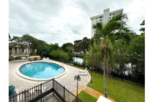 124 NE 19th Ct 102B, Wilton Manors, FL 33305 Sold 11/26/25
