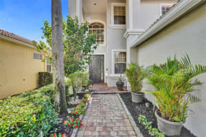 8058 Via Bolzano, Lake Worth, FL 33467 Sold 04/04/25