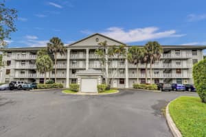 1524 Whitehall Dr 401, Davie, FL 33324 Sold 04/18/25