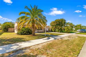 3194 Mckinley St, Hollywood, FL 33021 Sold 04/11/25
