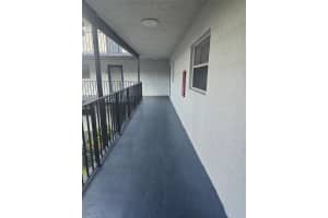 2800 Somerset Dr 203j, Lauderdale Lakes, FL 33311 - MLS#F10490130