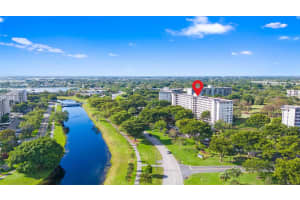 605 Oaks Dr 609, Pompano Beach, FL 33069 Sold 05/09/25