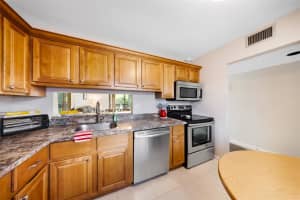 5250 Las Verdes Cir 317, Delray Beach, FL 33484 - MLS#F10490261