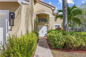 19009 NW 23rd St, Pembroke Pines, FL 33029 Sold 05/23/25