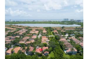 1380 Sweetbay Way, Hollywood, FL 33019 Sold 03/27/25