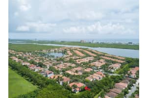 1380 Sweetbay Way, Hollywood, FL 33019 Sold 03/27/25