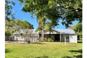 352 SW 85th Ave, Okeechobee, FL 34974 - MLS#F10490287