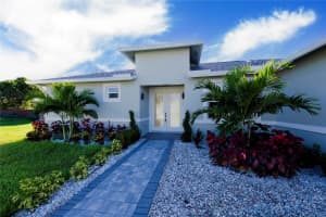 1929 SW Glenco St, Port Saint Lucie, FL 34953 Sold 04/08/25