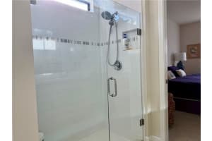 4633 Ibis Rd, Vero Beach, FL 32967 Sold 06/12/25