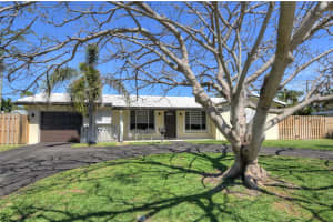 2911 NE 53rd St, Lighthouse Point, FL 33064 Sold 07/28/25