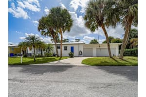 7881 SE Paradise Dr, Stuart, FL 34997 Sold 05/30/25