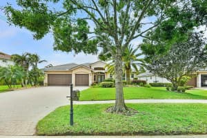 4747 SW Long Bay Dr, Palm City, FL 34990 Sold 06/06/25