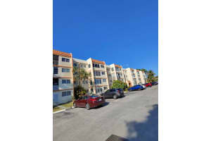 2201 NW 41st Ave 405, Lauderhill, FL 33313 - MLS#F10490412