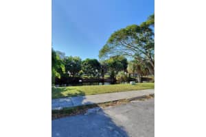 2201 NW 41st Ave 405, Lauderhill, FL 33313 - MLS#F10490412