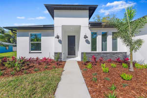 6387 Citrus Ave, Fort Pierce, FL 34982 Sold 03/27/25