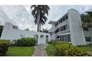161 Ne 10th Ave 2c, Hallandale Beach