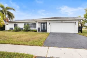8181 NW 67th Ave, Tamarac, FL 33321 Sold 04/11/25