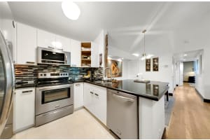 3005 N Oakland Forest Dr 301, Oakland Park, FL 33309 Sold 11/21/25