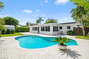 4420 NE 16th Ter, Oakland Park, FL 33334 Sold 05/30/25