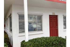 3320 LAKE OSBORNE Drive 105, Lake Worth Beach, FL 33461 Sold 03/28/25