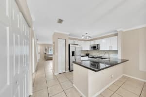982 Summit Lake Drive, West Palm Beach, FL 33406 - MLS#F10490671