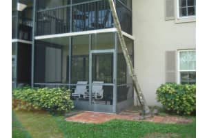 9101 Jacaranda Ln 101, Plantation, FL 33324 Sold 07/15/25