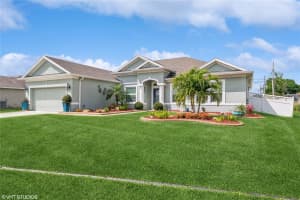 2512 SW Brescia St, Port Saint Lucie, FL 34953 Sold 04/23/25