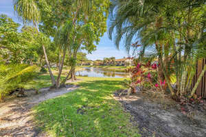 3963 Cocoplum Cir F, Pompano Beach, FL 33063 Sold 09/05/25