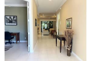 8819 Creston Ln, Boynton Beach, FL 33472 Sold 07/10/25