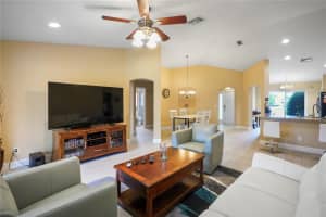 5861 NW Cullom Cir, Port Saint Lucie, FL 34986 - MLS#F10490719