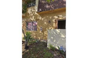 5824 Blueberry Ct 58-11, Fort Lauderdale, FL 33313 Sold 04/18/25