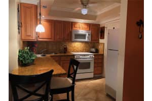 305 N Pompano Beach Blvd 1008, Pompano Beach, FL 33062 - MLS#F10490786