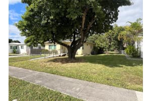 2503 Adams St, Hollywood, FL 33020 Sold 04/15/25