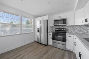 2202 Lucaya Bend J2, Coconut Creek