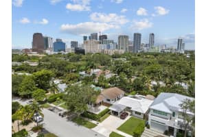 805 SE 9th St, Fort Lauderdale, FL 33316 Sold 07/22/25