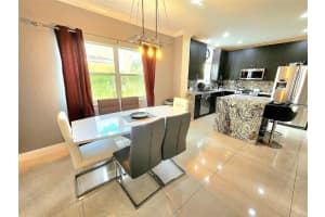 956 Nw 126th Ter, Coral Springs