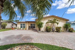 11361 NW 39th St, Sunrise, FL 33323 Sold 04/22/25