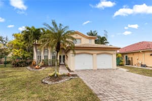 14221 N Royal Cove Cir, Davie, FL 33325 Sold 06/05/25