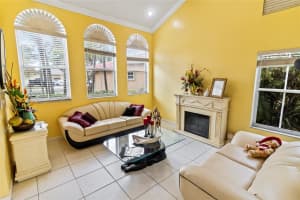 14221 N Royal Cove Cir, Davie, FL 33325 Sold 06/05/25