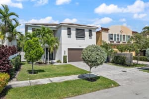 1611 NE 5th St, Fort Lauderdale, FL 33301 Sold 07/29/25