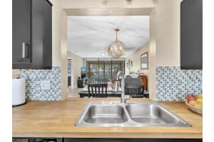 8592 W Sunrise Blvd 202, Plantation, FL 33322 - MLS#F10490964